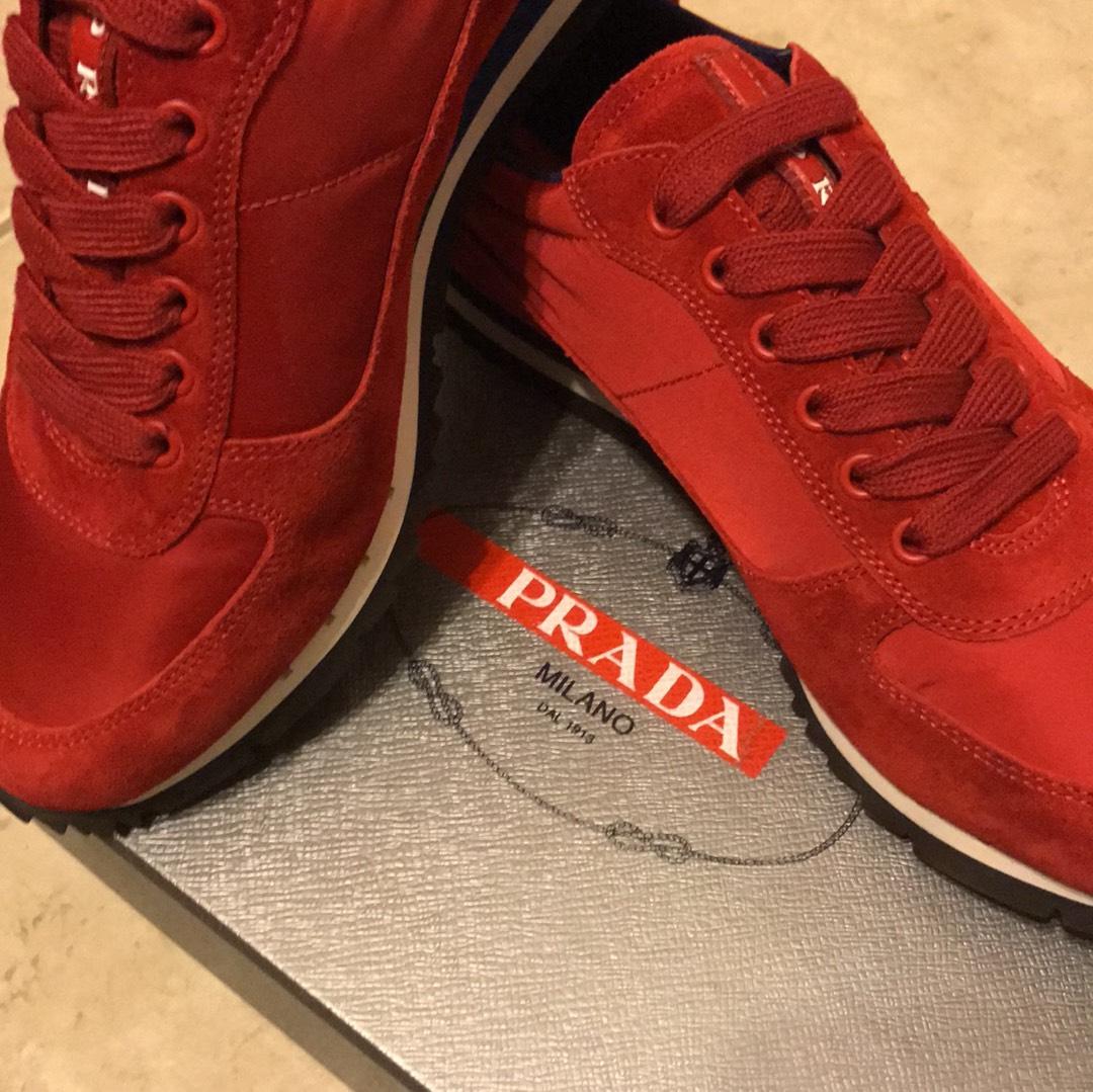 Prada Red Classic Men Sneaker Sneakers 